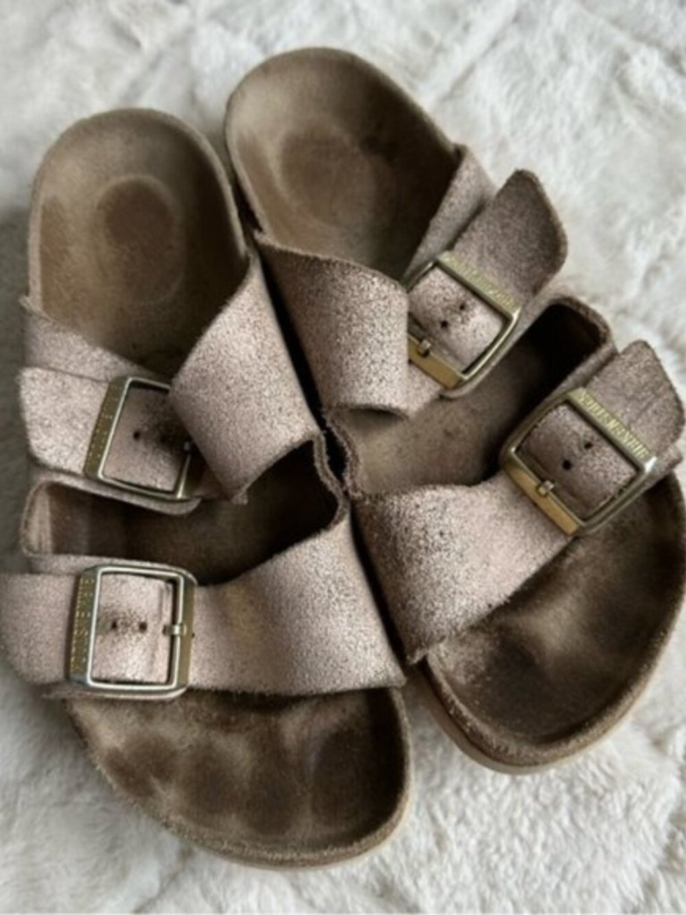 Birkenstock | Rose Gold Shimmer Sandals | Size 38 NARROW WIDTH